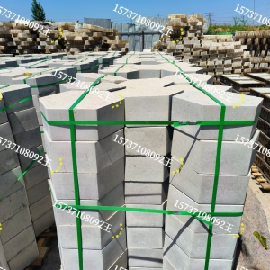 �A(y��)������K