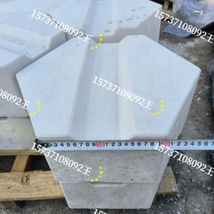 �A(y��)������K