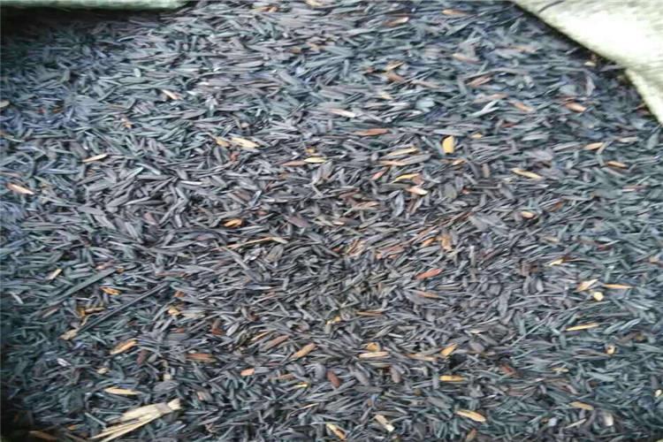 碳化稻殼含有大量二氧化硅，還可增加胡瓜植株的強(qiáng)健度、延遲老化，增加采收期等優(yōu)點(diǎn)